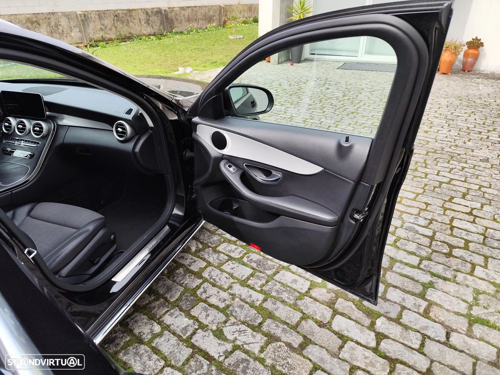 Mercedes-Benz C 300 de Avantgarde - 10
