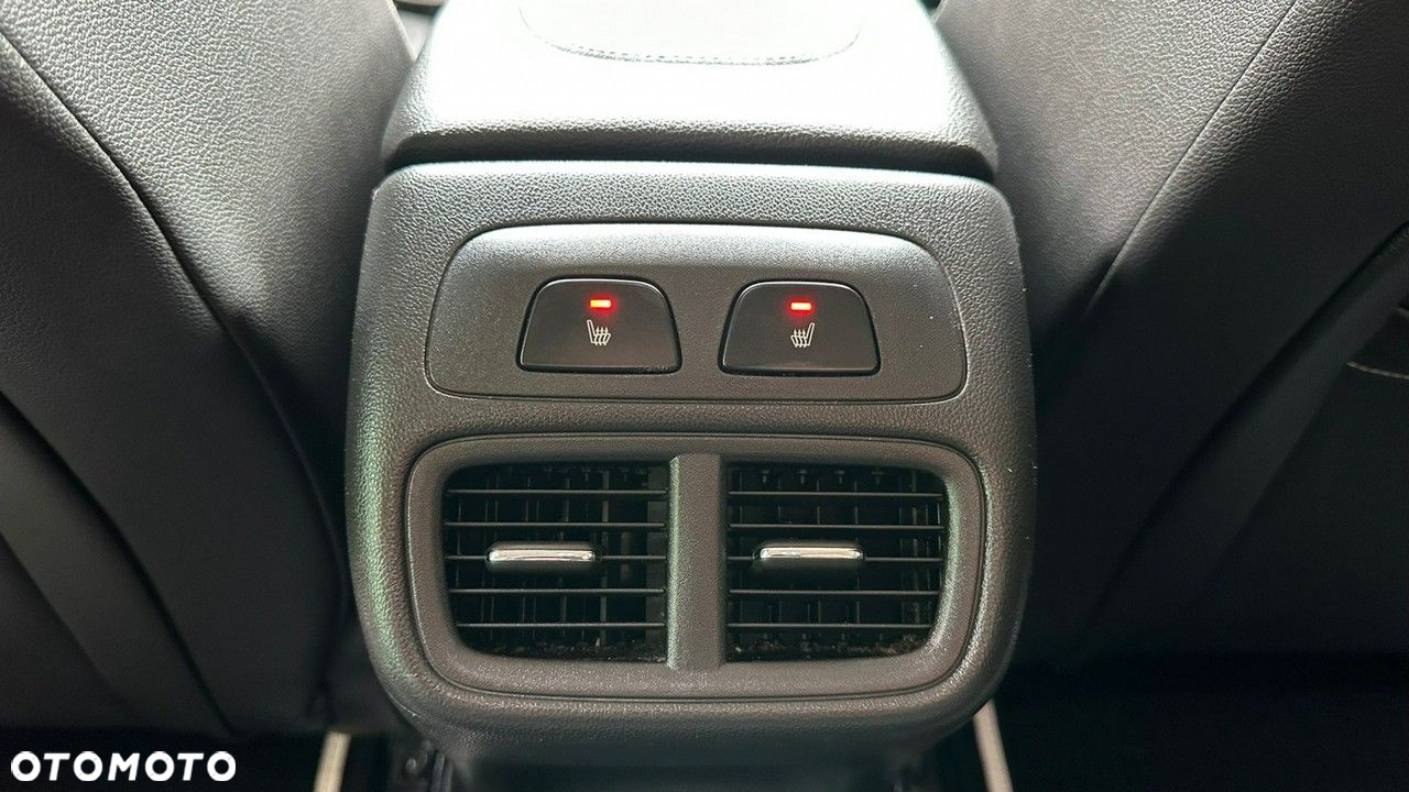 Opel Insignia - 40