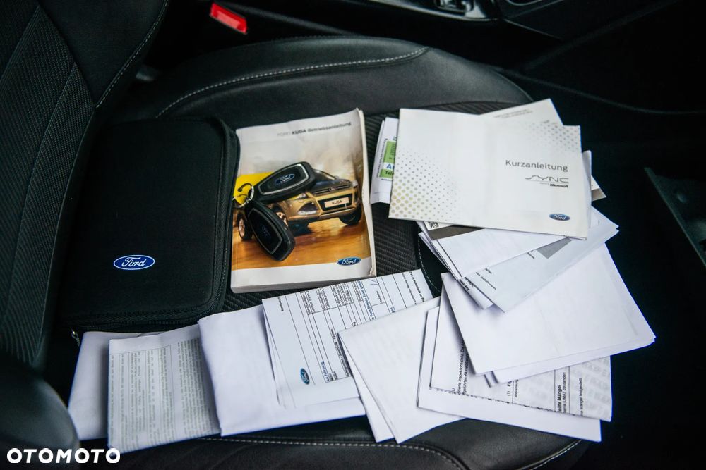 Ford Kuga 2.0 TDCi 4x4 Titanium - 29