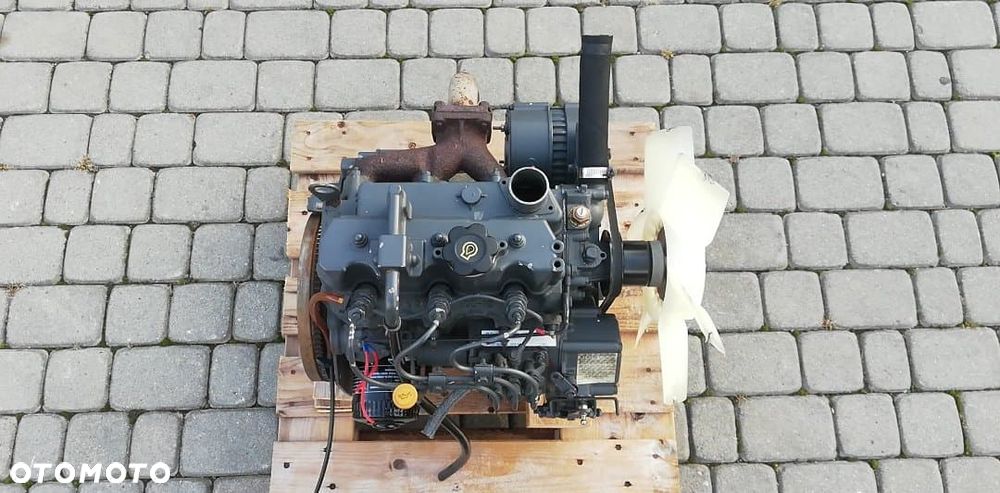 SILNIK PERKINS 103-10 15,8 kW/2800 rpm 0,954L 11500zł netto - 10