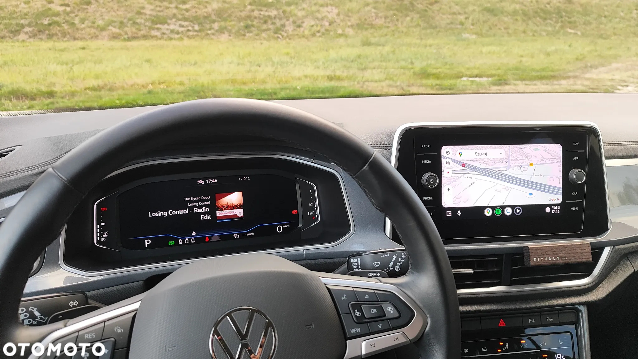 Volkswagen T-Roc 1.5 TSI Style DSG - 12