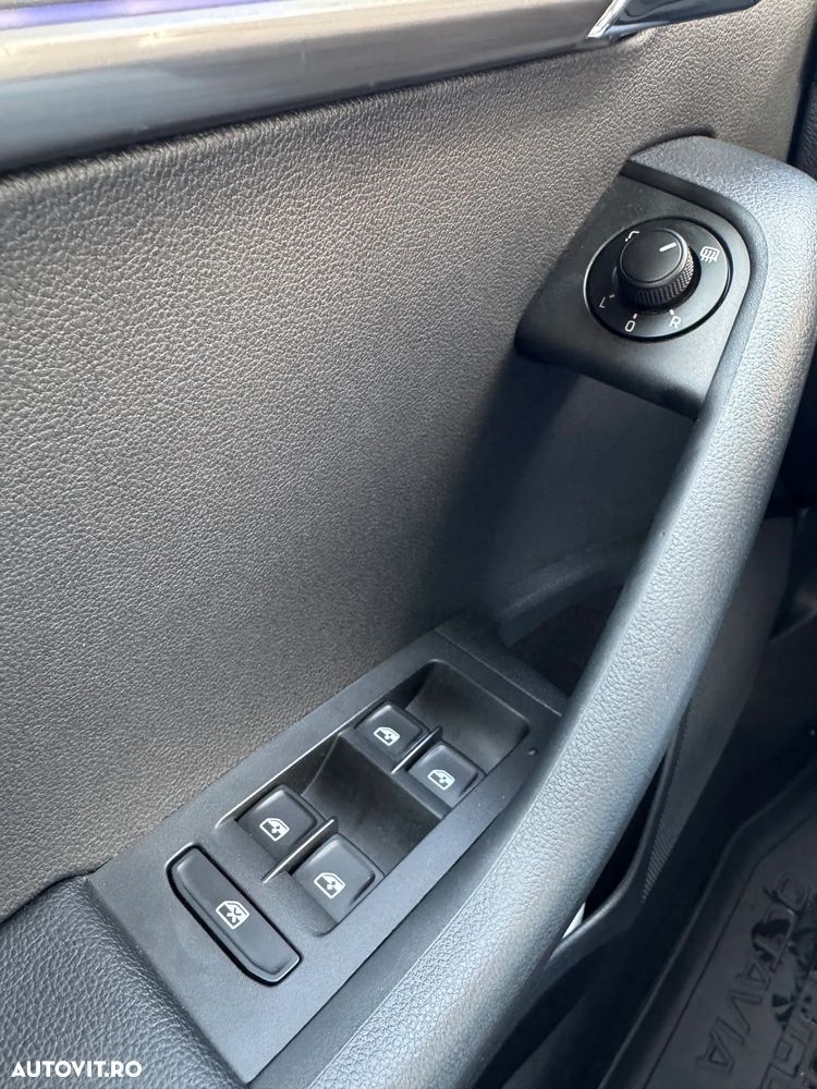 Skoda Octavia 2.0 TDI 4X4 DSG Style - 20
