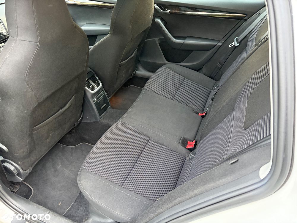 Skoda Octavia 2.0 TDI Elegance - 13