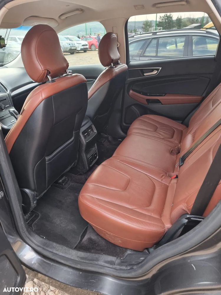 Ford Edge 2.0 TDCi Powershift Titanium - 10