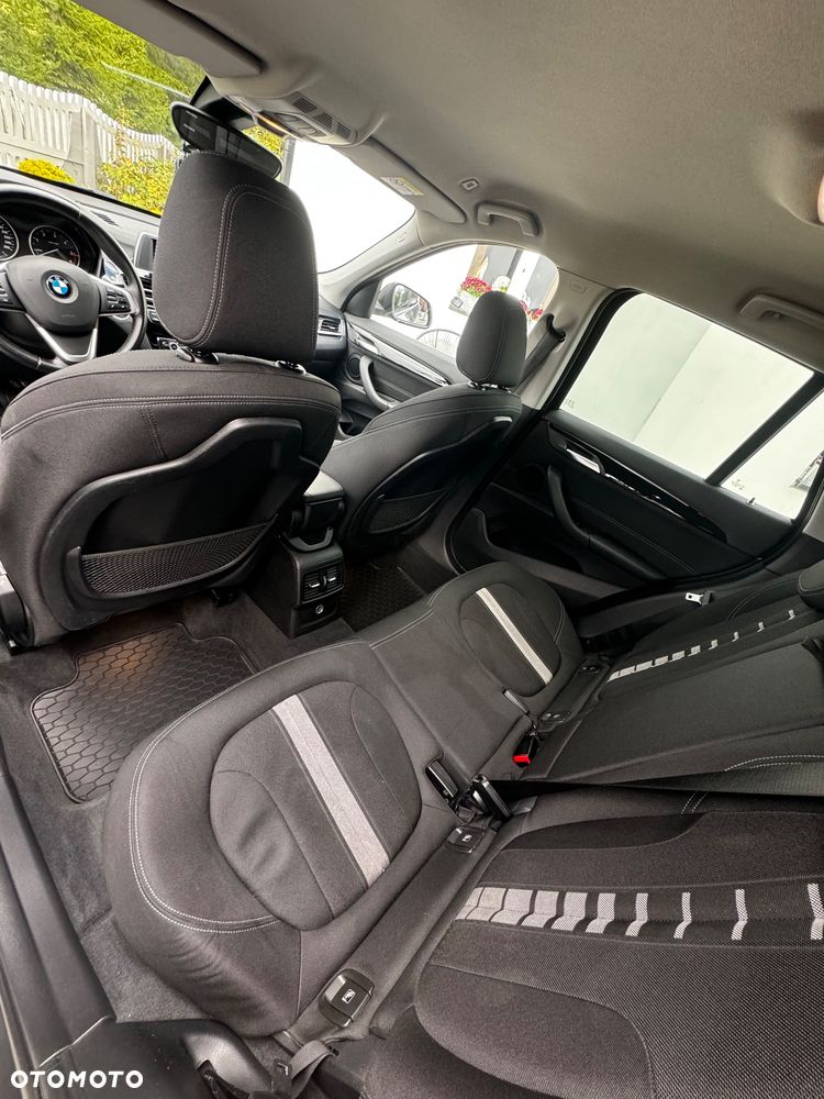 BMW X1 - 15