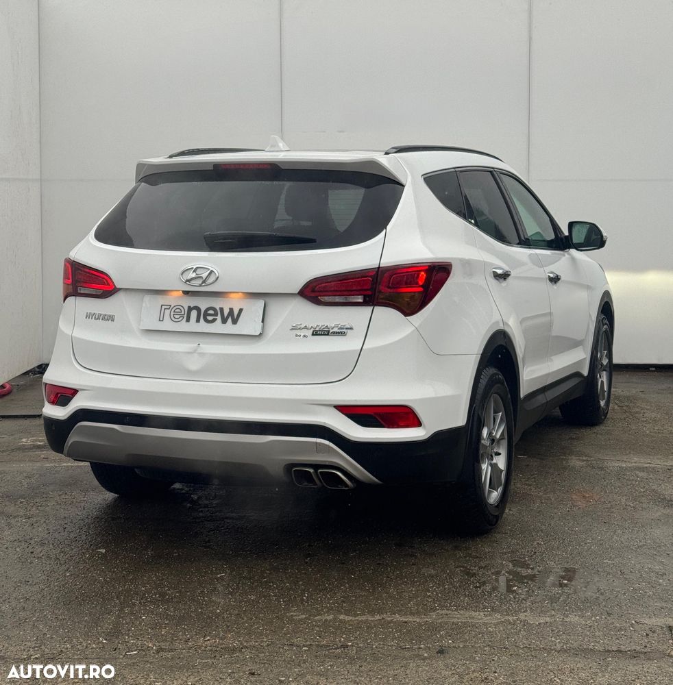 Hyundai Santa Fe - 3