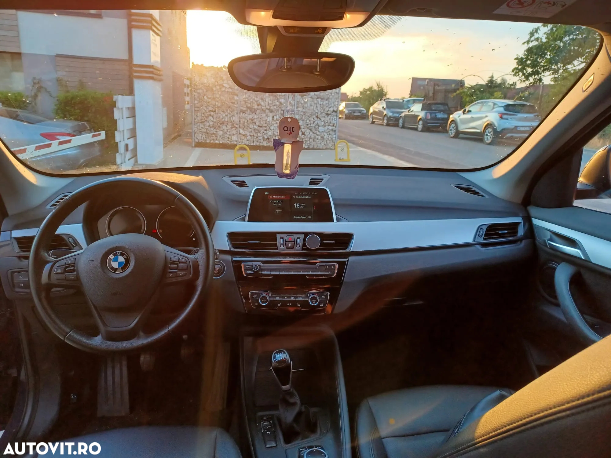 BMW X1 sDrive18d - 10