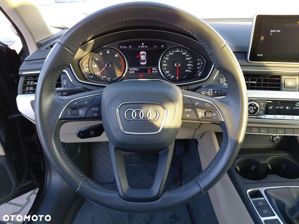 Audi A4 Limousine - 17