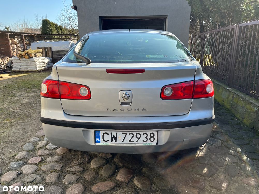 Renault Laguna 2.0 Authentique - 4