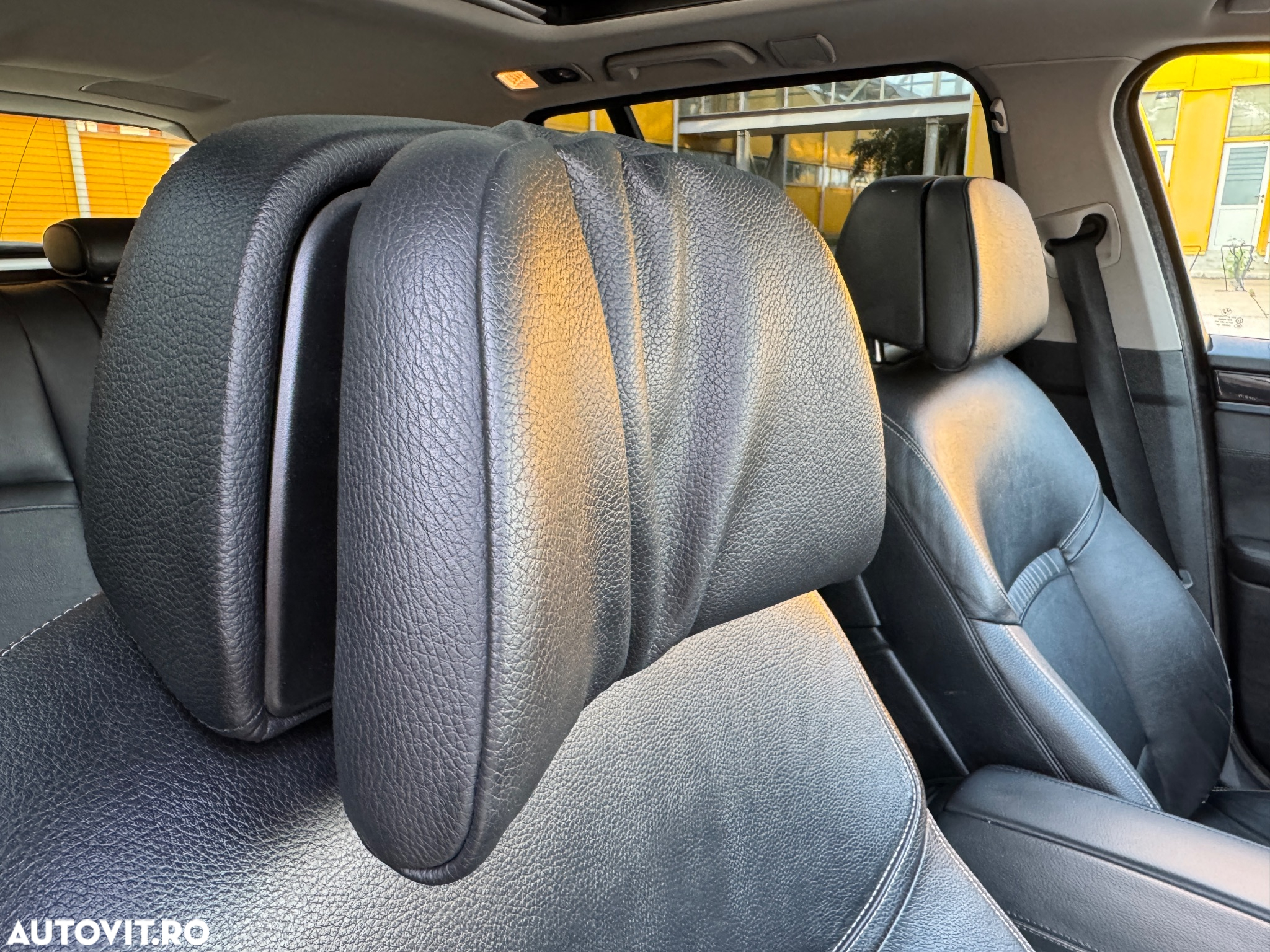 BMW Seria 5 525d Touring Aut. Luxury Line - 11