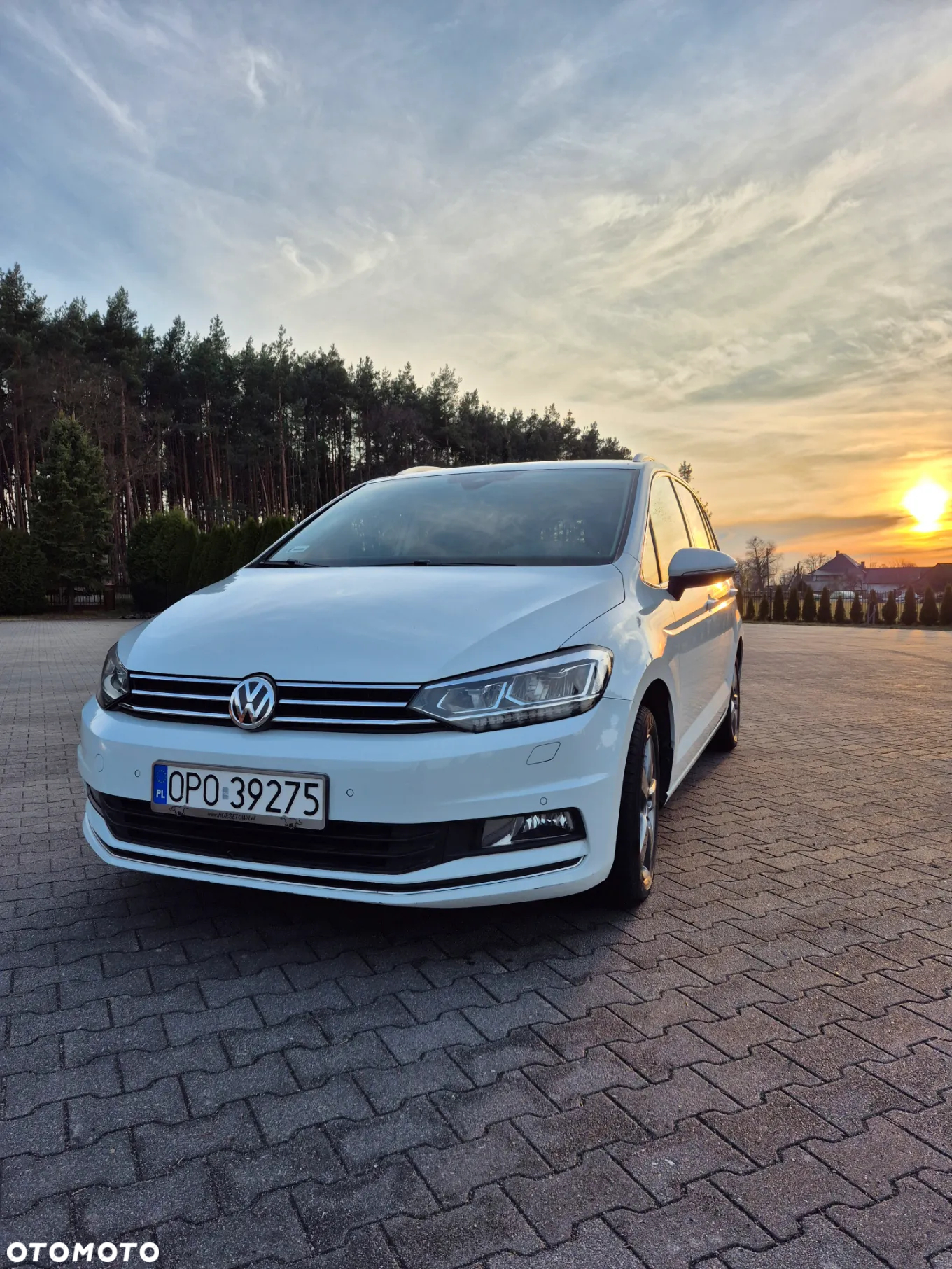 Volkswagen Touran - 24
