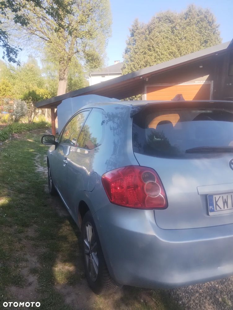 Toyota Auris 1.6 VVT-i Sol - 2