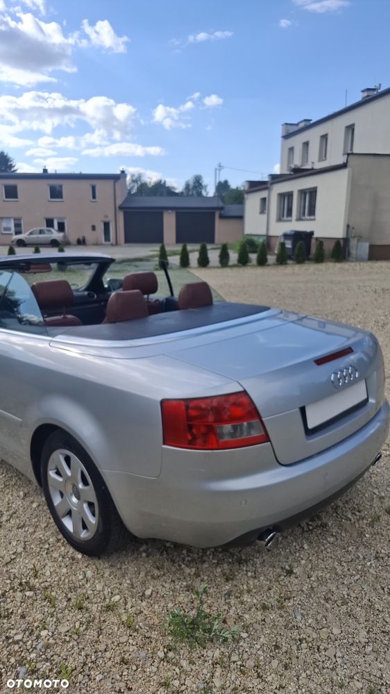 Audi A4 Cabrio - 9