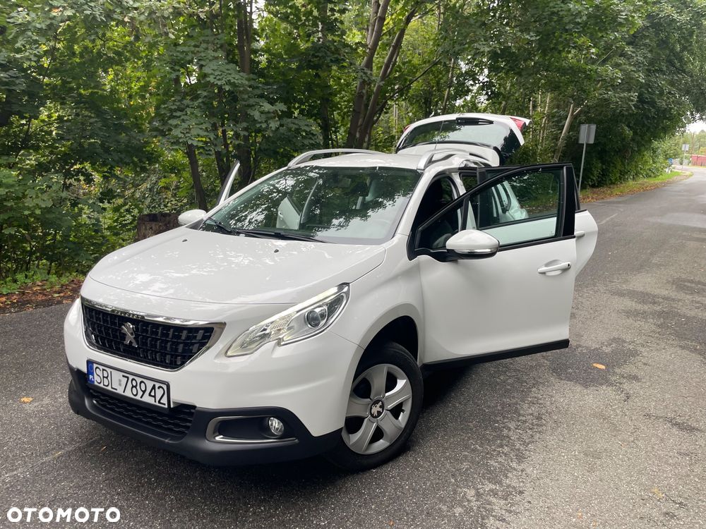 Peugeot 2008 1.2 Pure Tech Style - 14