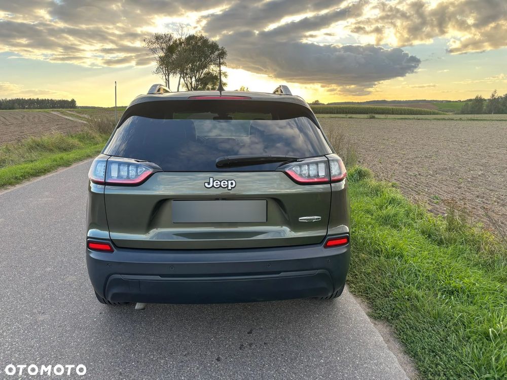 Jeep Cherokee - 7