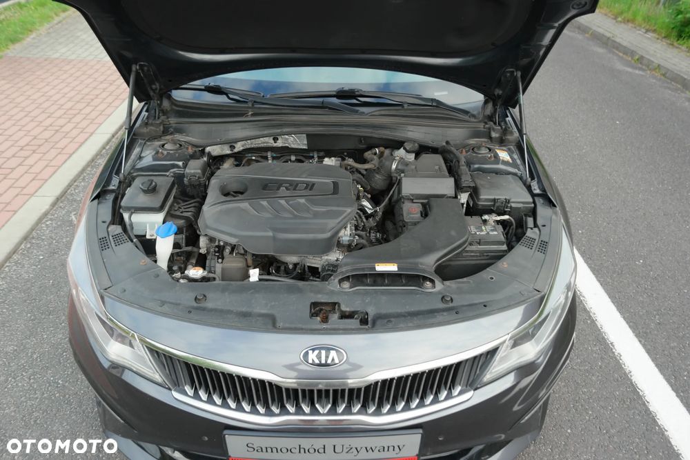 Kia Optima - 35