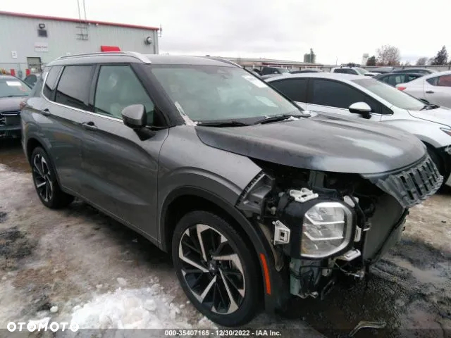 Mitsubishi Outlander - 35
