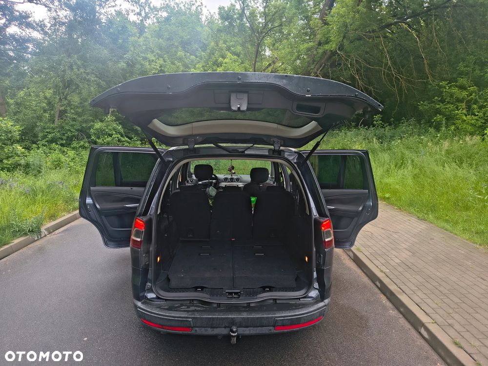 Ford Galaxy 2.0 TDCi Titanium - 16