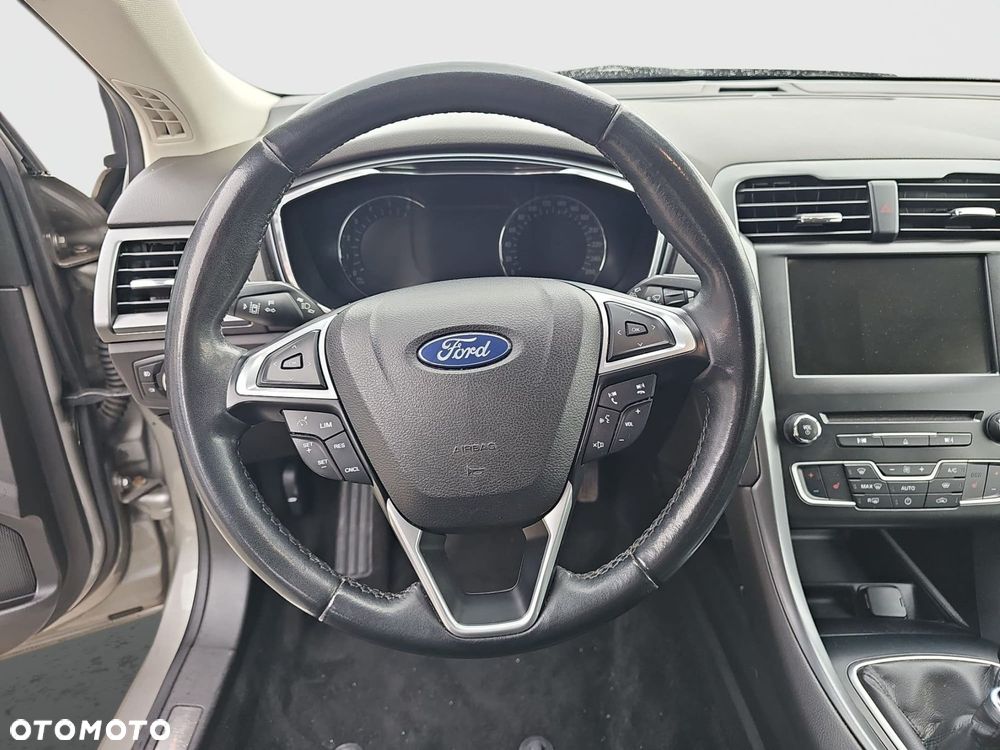 Ford Mondeo - 18