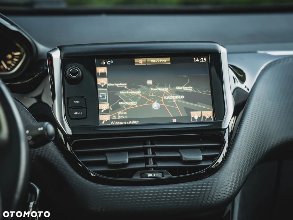 Peugeot 2008 PureTech 110 Stop&Start Allure - 21