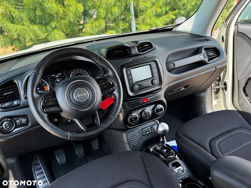 Jeep Renegade 1.6 E-TorQ Sport - 33