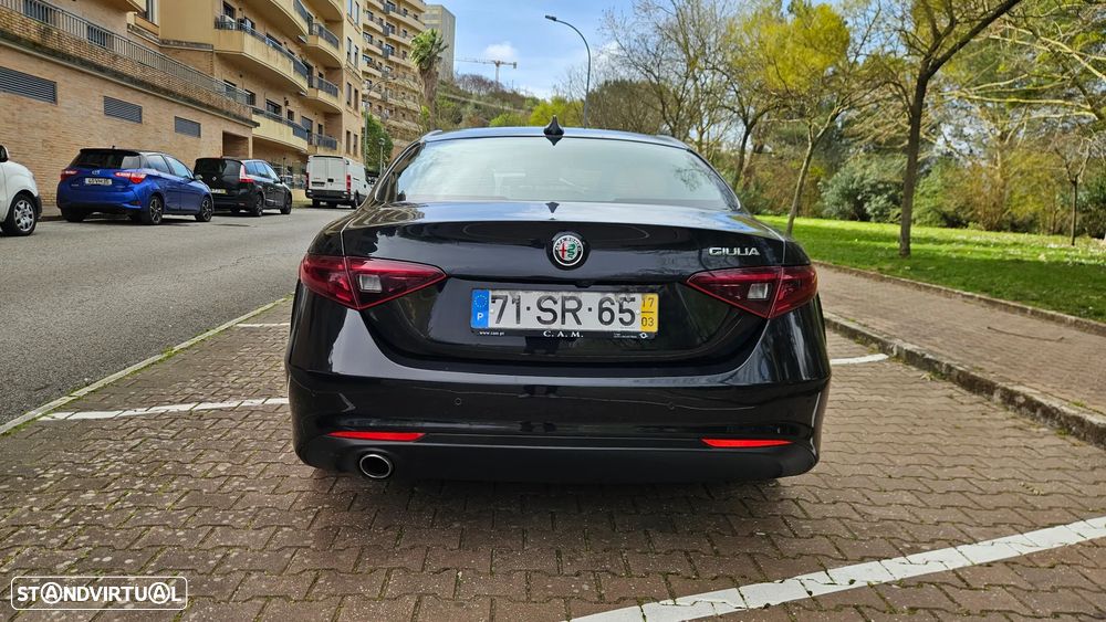 Alfa Romeo Giulia 2.2 D Super - 6
