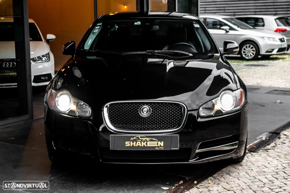 Jaguar XF 3.0 D V6 S Luxury - 7