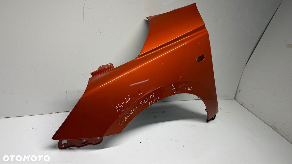 SUZUKI SWIFT MK9 IX BŁOTNIK LEWY PRZÓD PRZEDNI 24-26 - 2