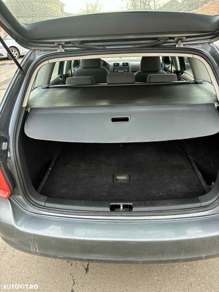 Volkswagen Golf 1.9 TDI DPF Edition - 12