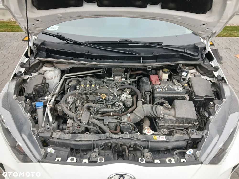 Toyota Yaris 1.5 Comfort - 19
