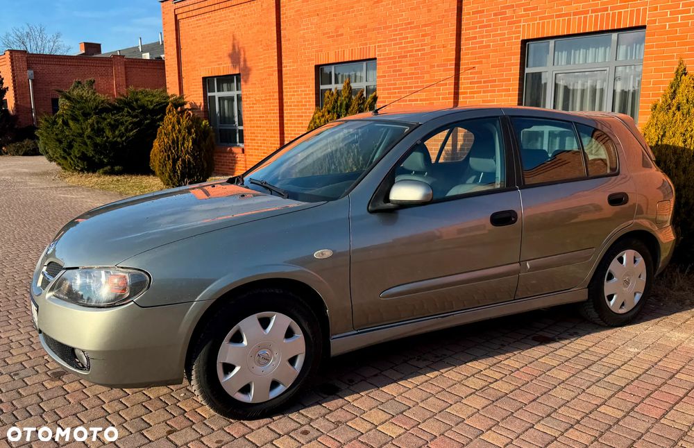 Nissan Almera 1.5 dCi acenta PLUS - 27