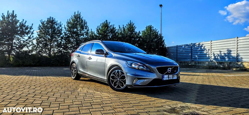 Volvo V40 D4 VEA R-Design - 1