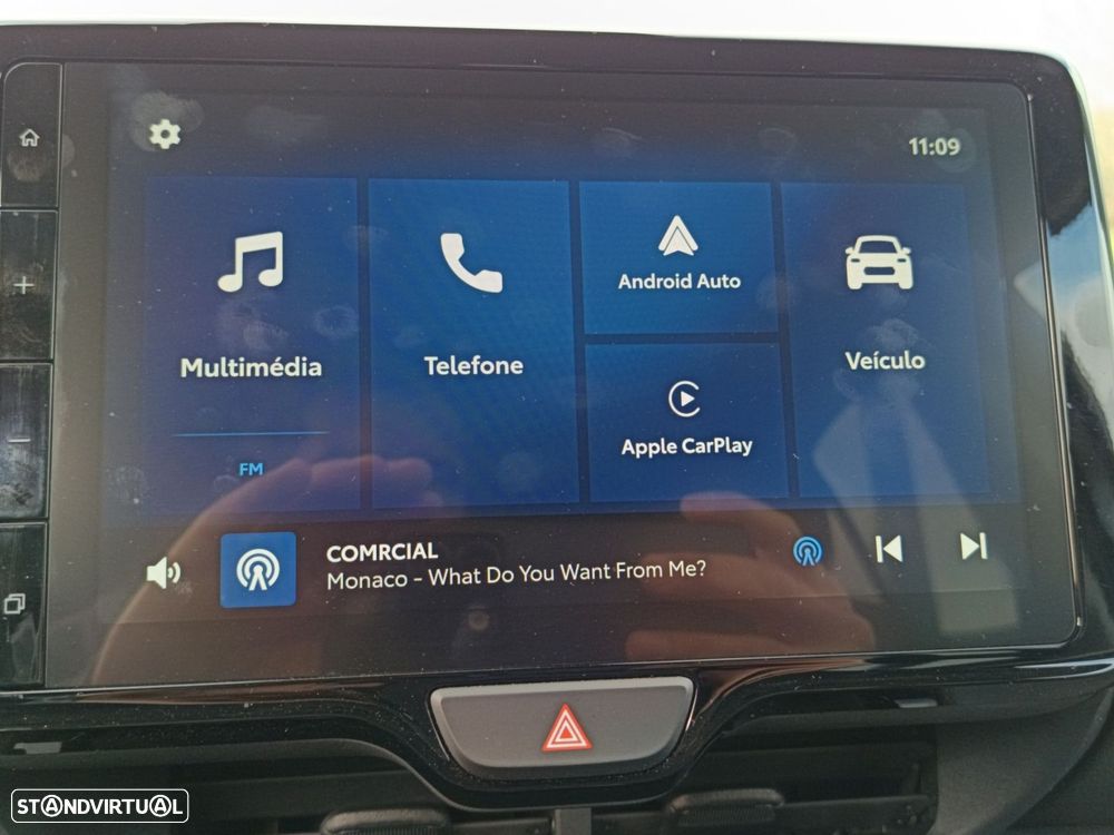 Toyota Yaris Cross 1.5 HDF Comfort Plus - 28