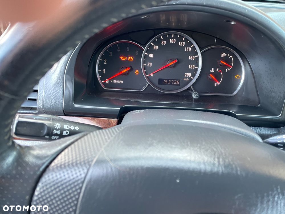 Suzuki Grand Vitara 2.0 HDi - 8