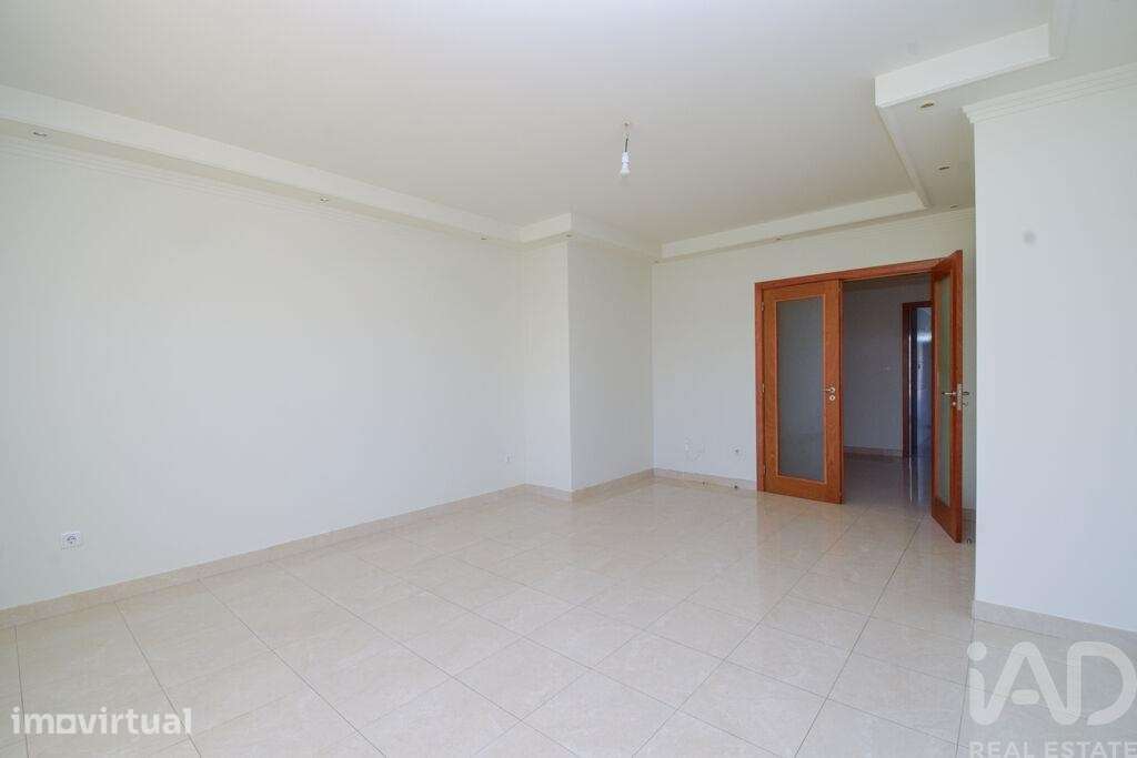 Apartamento T2 em São Domingos de Rana - Grande imagem: 3/32