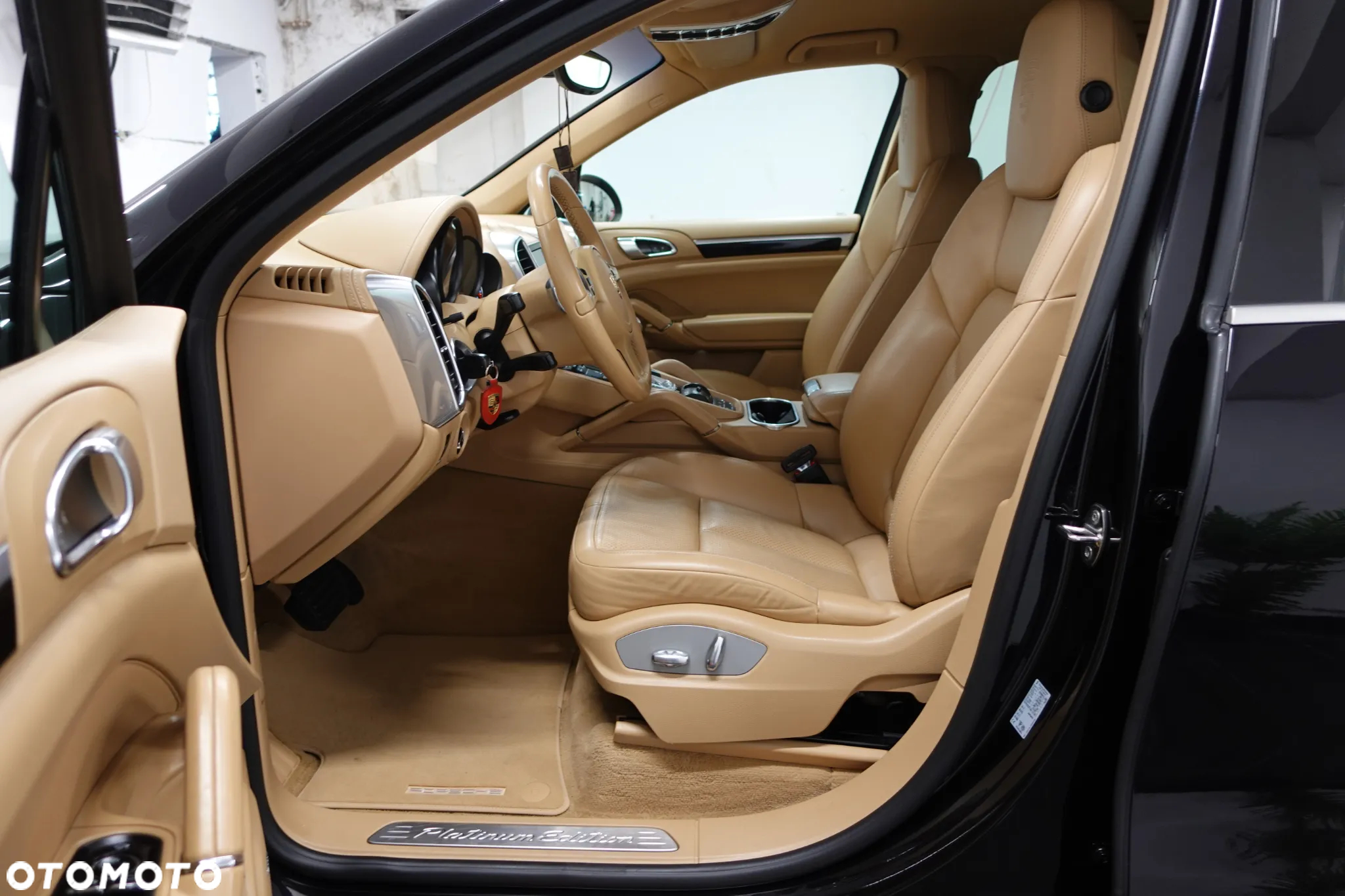Porsche Cayenne Diesel Platinum Edition - 24