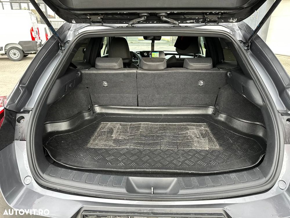 Lexus UX 200 FWD Executive - 17