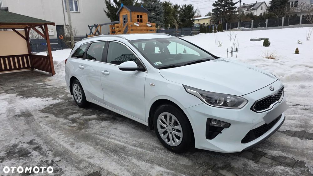 Kia Ceed 1.6 CRDi SCR L Business Line Plus - 1