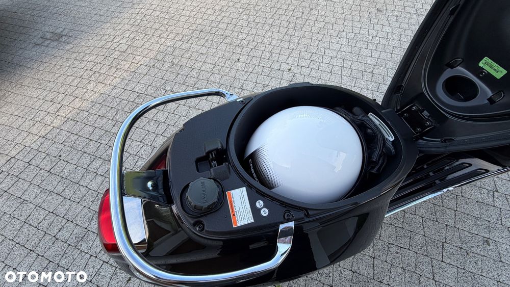 Vespa Primavera - 18