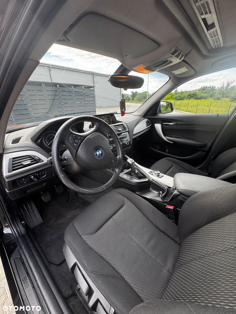 BMW Seria 1 116i - 13