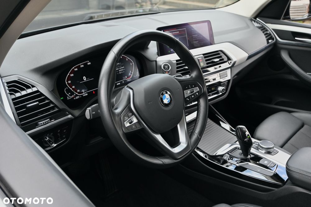 BMW X3 - 32