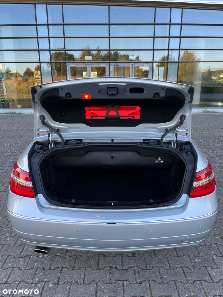Mercedes-Benz Klasa E - 6