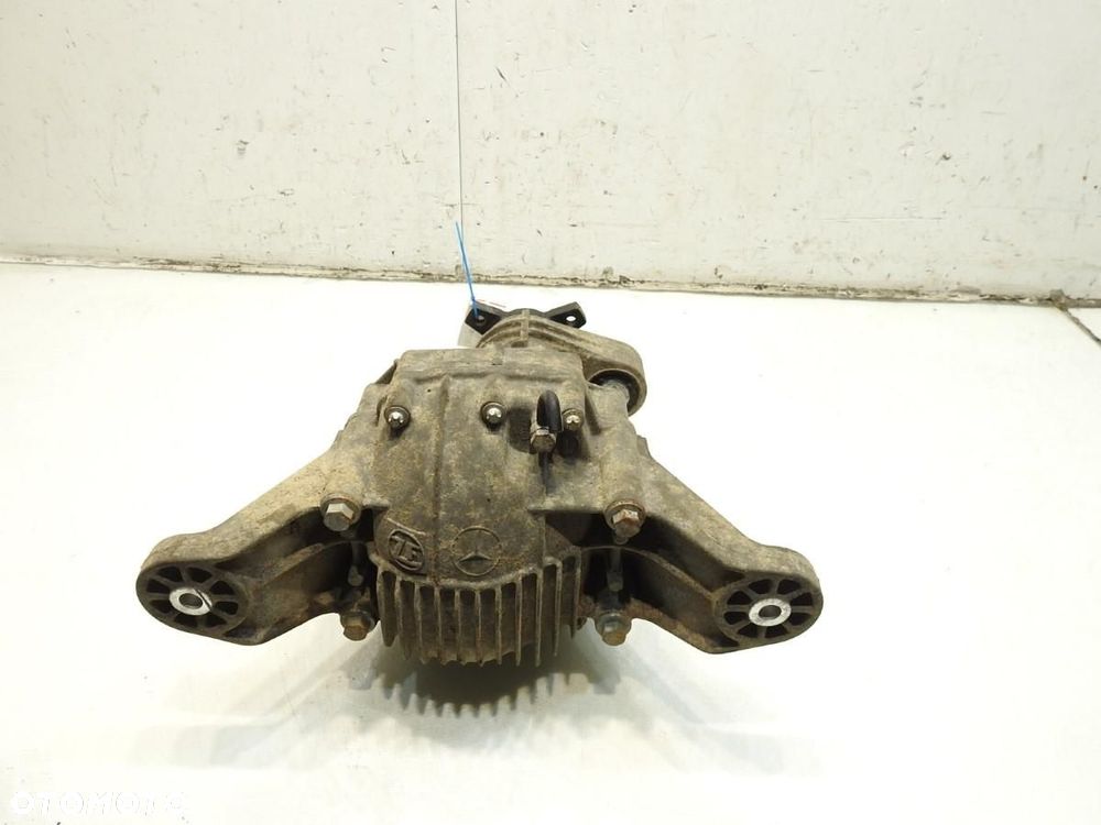 MOST DYFER TYŁ MERCEDES R W251 3.0 CDI 4460-310-032 - 3