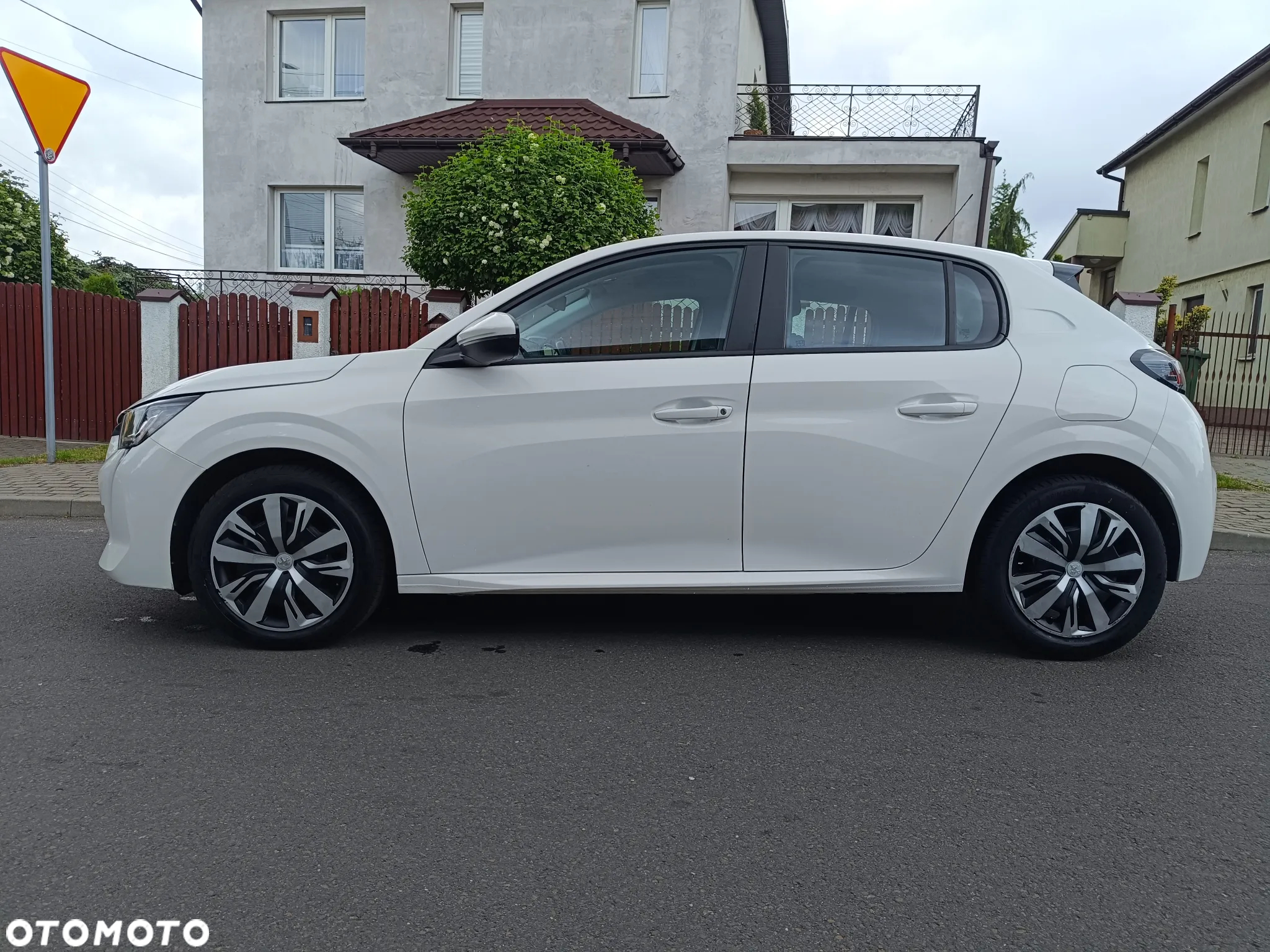 Peugeot 208 1.5 BlueHDi Active S&S - 11