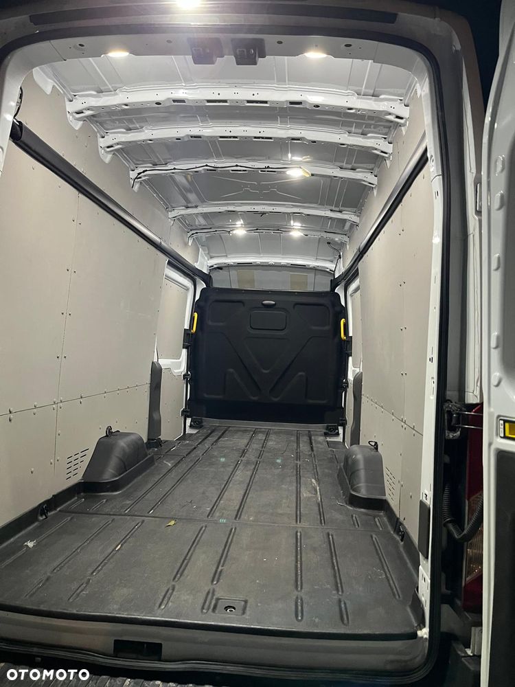 Podłoga Ford Transit L4 - 1