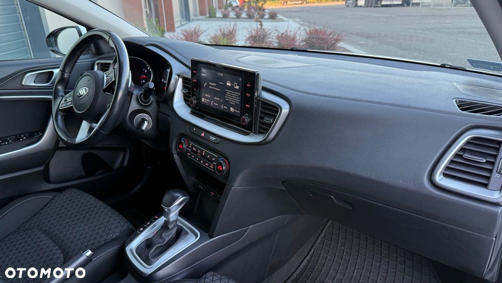 Kia Ceed 1.5 T-GDI M DCT - 6