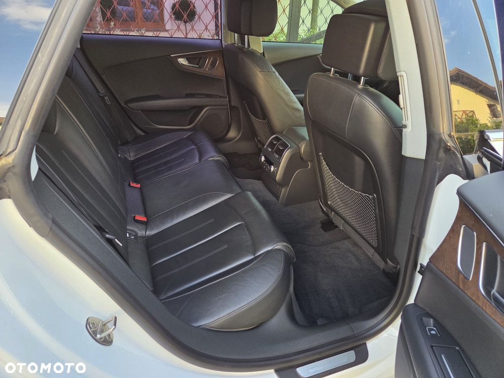 Audi A7 Sportback - 13