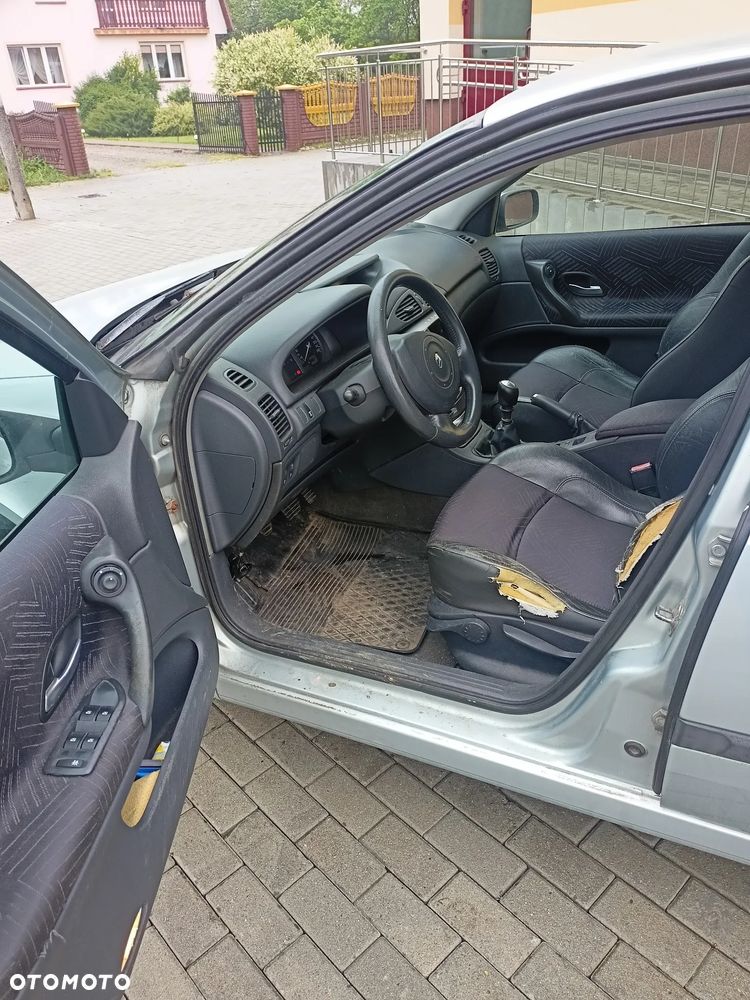 Renault Laguna 1.9 dCi Dynamique - 6