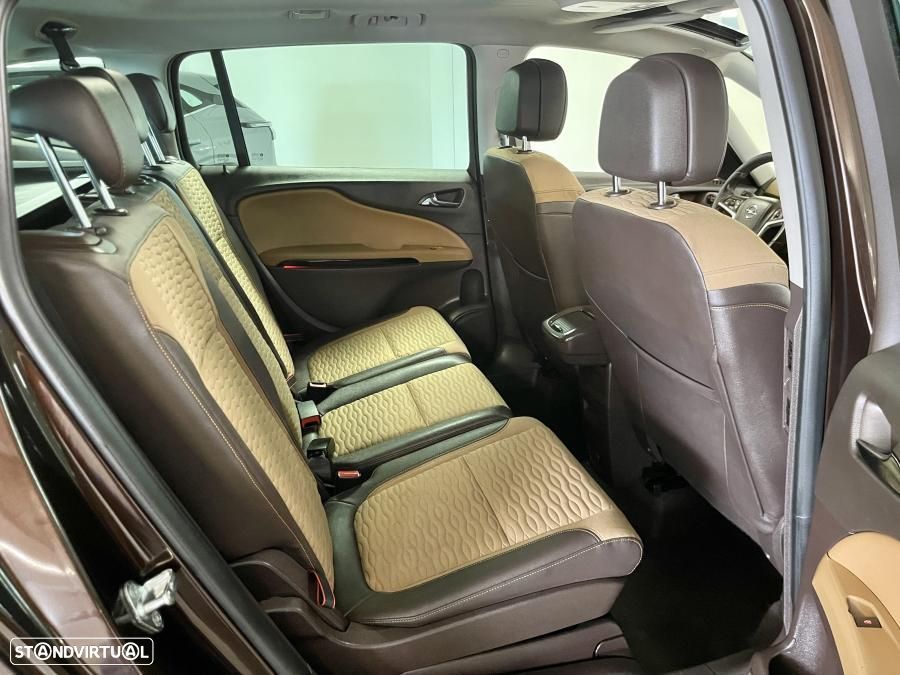 Opel Zafira 1.6 CDTi Cosmo - 23