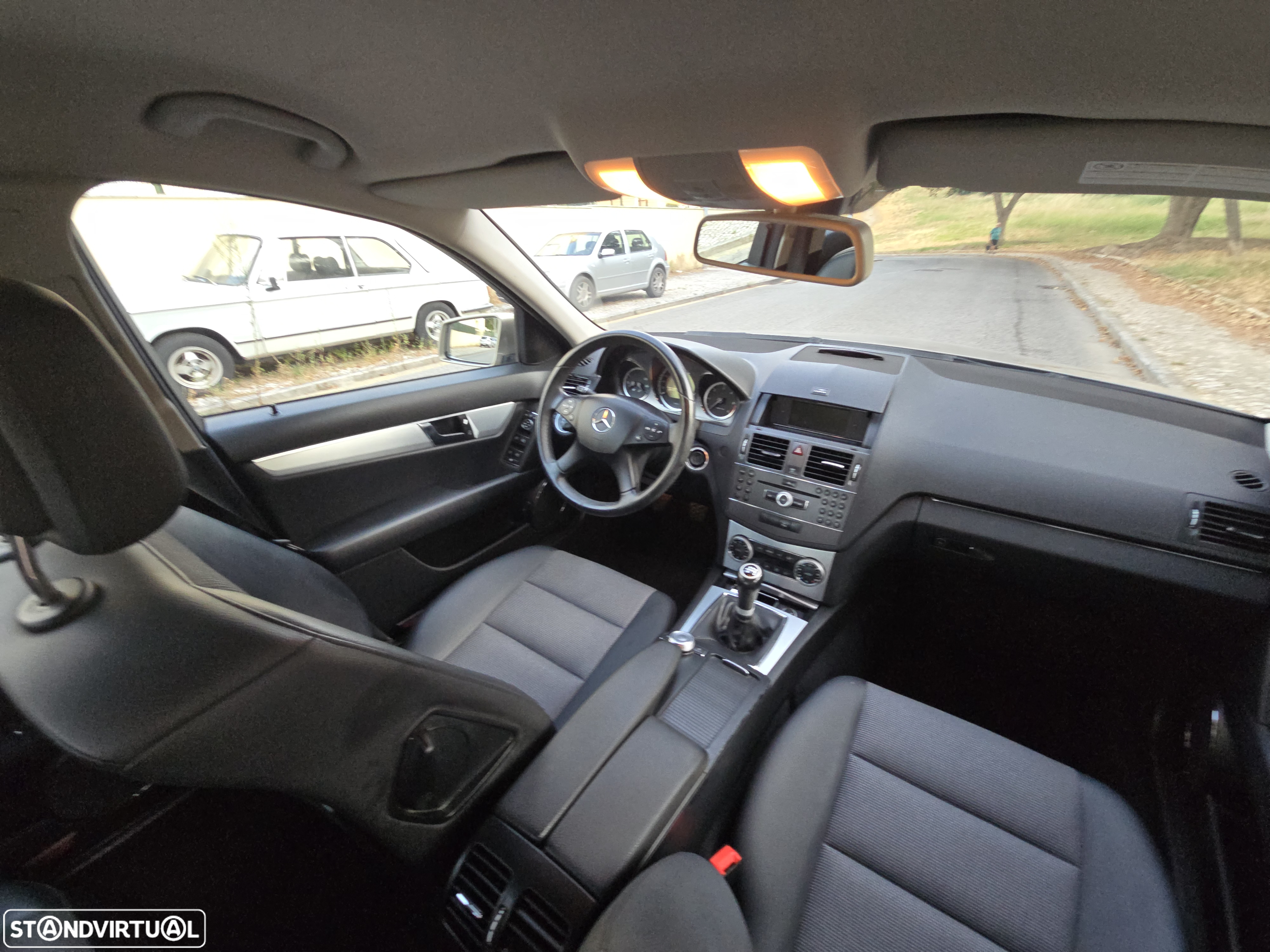 Mercedes-Benz C 250 CDi Avantgarde BlueEfficiency - 28